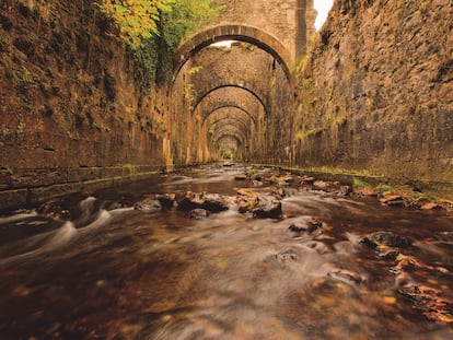 Ruinas de la Real Fábrica de Armas de Orbaizeta (Navarra).