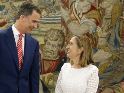 El rey Felipe VI recibe a la presidenta del Congreso este jueves en el  Palacio de la Zarzuela.