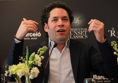 El director de orquesta venezolano Gustavo Dudamel, en la rueda de prensa en Madrid.