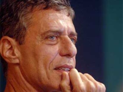 Chico Buarque.