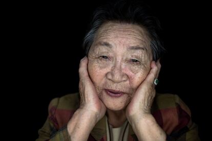 Park Nam-Joo, de 83 años, que sobrevivió al bombardeo atómico de Hiroshima, sufrió cáncer de mama y de piel después de una intensa exposición a la radiación. Entre los fallecidos se contaban unos 20.000 coreanos, más del 10% del total.