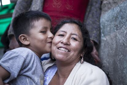 Los lazos afectivos entre madre e hijos se mantienen pese a la situación de privativa de libertad.