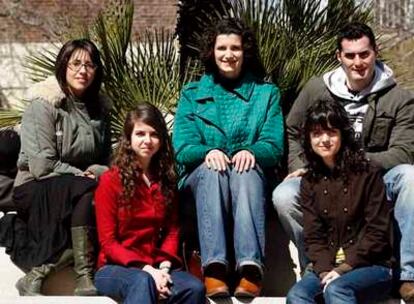 Silvia Lobo, Lorena García, Irena Paulikaite, Jennifer Ruiz y Fernando Díaz, premios extraordinarios de bachillerato o FP.