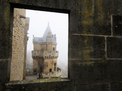 El palacio real de Olite, en Navarra, cuyo origen se remonta al siglo XIV y que fue reconstruido en los a&ntilde;os cuarenta del siglo XX.