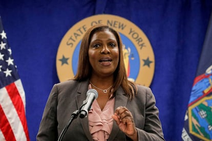 La fiscal Letitia James, durante una conferencia de prensa