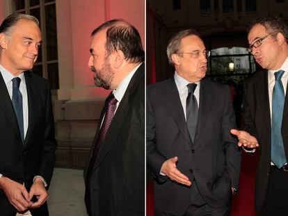A la izquierda, José Luis Sainz, consejero delegado de EL PAÍS, con Esteban González Pons, vicesecretario general de Comunicación del Partido Popular. A la derecha, Florentino Pérez, presidente de ACS y del Real Madrid, con Miguel Jiménez, redactor jefe de Economía de este diario.