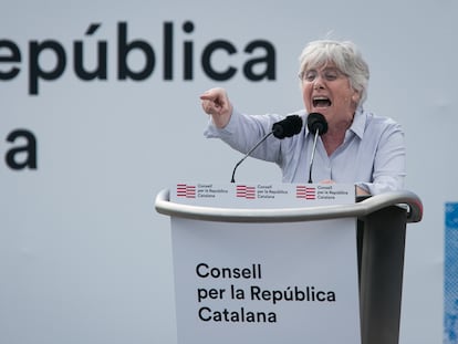 29/02/20 Acto del Consell per la Republica Catalana con el lema La republica al centre del mon con la presencia del expresidente catalan, Carles Puigdemont y los exconsejeros Toni Comin y Clara Ponsati. Perpinan, 29 de febrero de 2020 [ALBERT GARCIA] 
