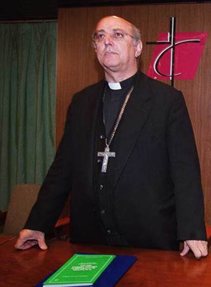 El obispo Eugenio Romero.