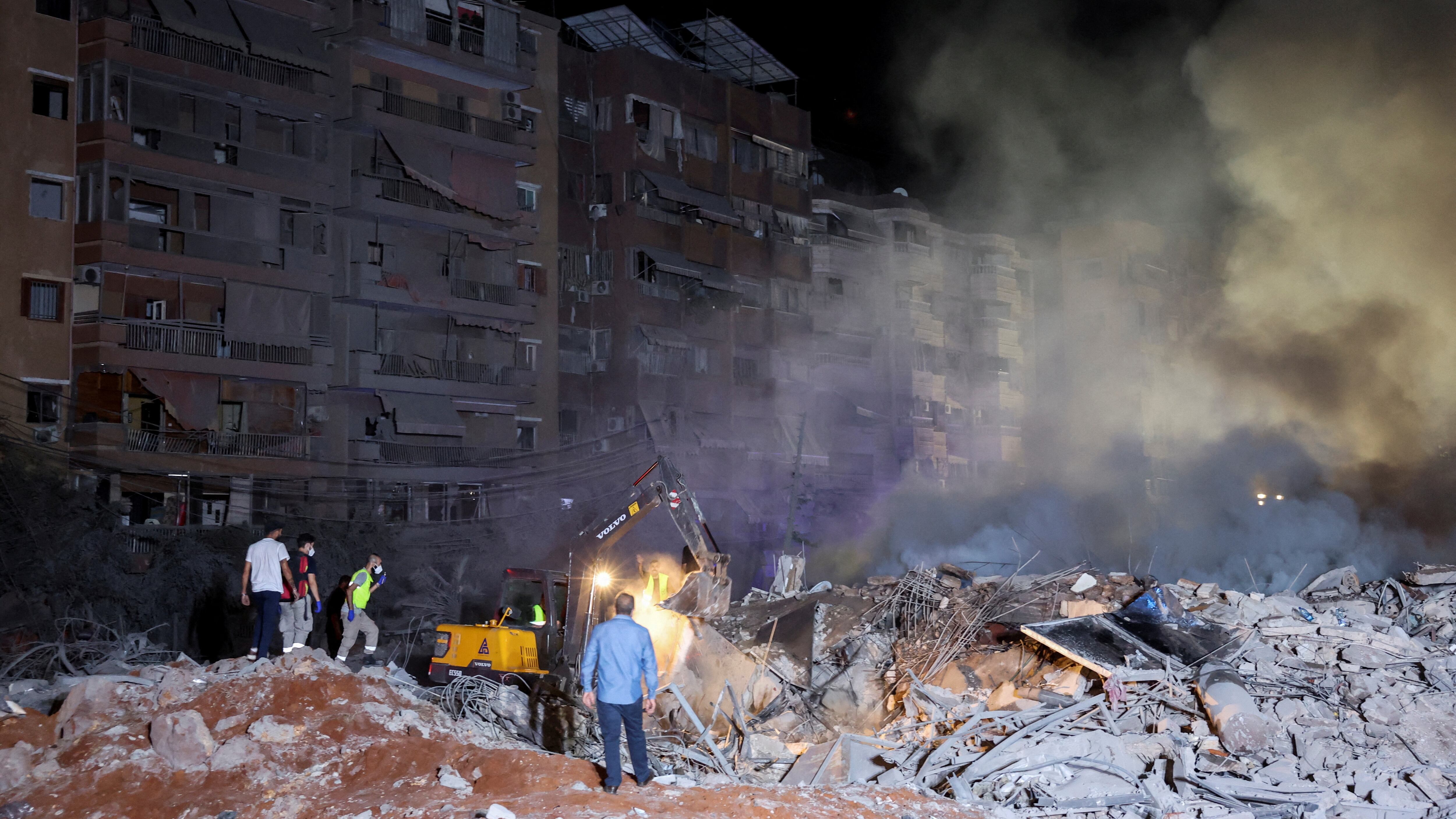 Israel intenta asesinar al líder de Hezbolá con un potente bombardeo al sur de Beirut