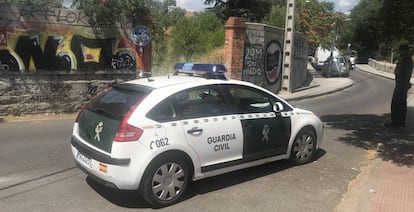 Un coche patrulla de la Guardia Civil en Collado Villalba, en una imagen de archivo.