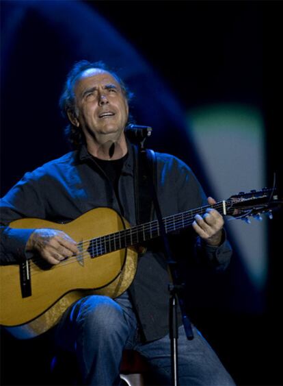 Joan Manuel Serrat, en una actuación en junio.