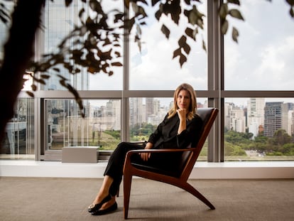 Karina Saade, jefa de la oficina de BlackRock en Brasil, el viernes pasado en su oficina en São Paulo.