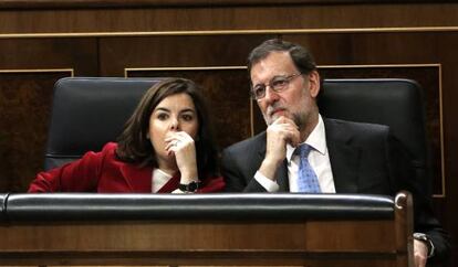 Soraya Sáenz de Santamaría y Mariano Rajoy, en el Congreso de los Diputados, en una imagen de archivo.