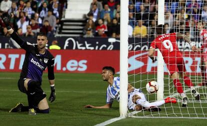 Portu marca el segundo del Girona ante Cuéllar y Reyes.