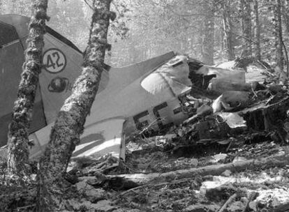 Restos del fuselaje del avión en el que viajaba Blume, en Valdelameca (Cuenca).