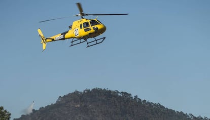 Un helicòpter de rescat dels bombers.