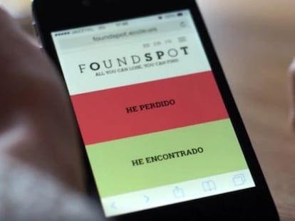 Un usuario utiliza la plataforma de Foundspot, donde se registra la p&eacute;rdida o hallazgo de un objeto o mascota.