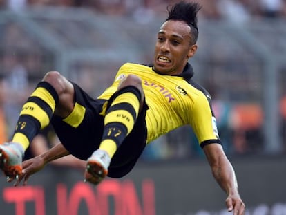 Aubameyang celebra uno de los goles del Borussia Dortmund 