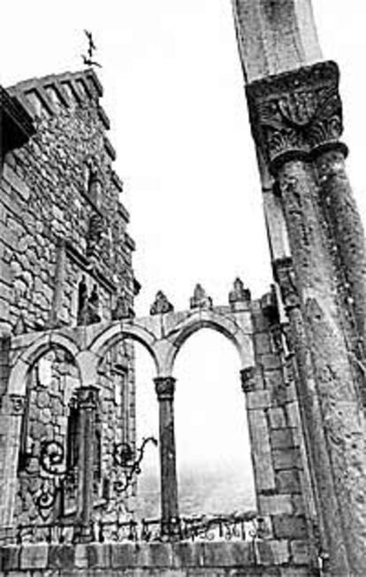 Claustro de La Valldiga, en el palacete de Torrelodones.