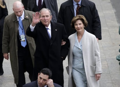 George W. Bush e sua esposa Laura Bush.