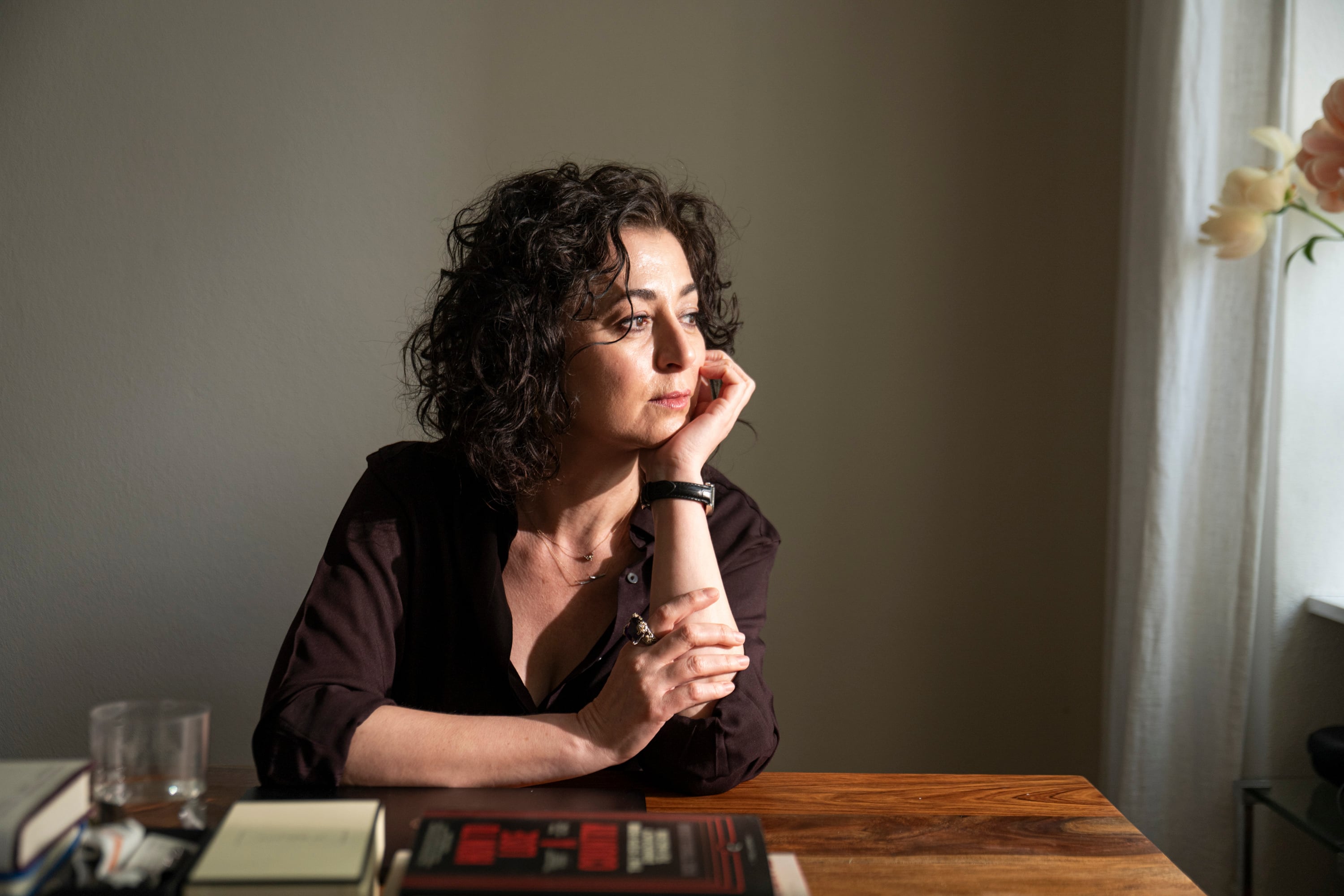 Ece Temelkuran, escritora turca exiliada: “Pronto tendremos que redefinir el concepto de hogar”