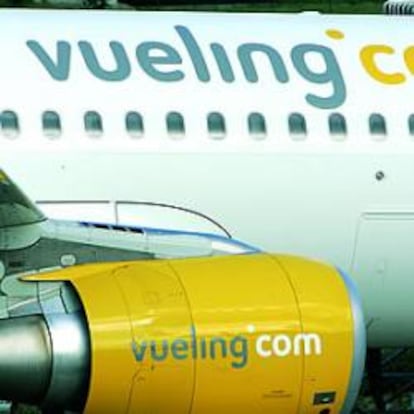 Avión de Vueling en el aeropuerto de Barajas