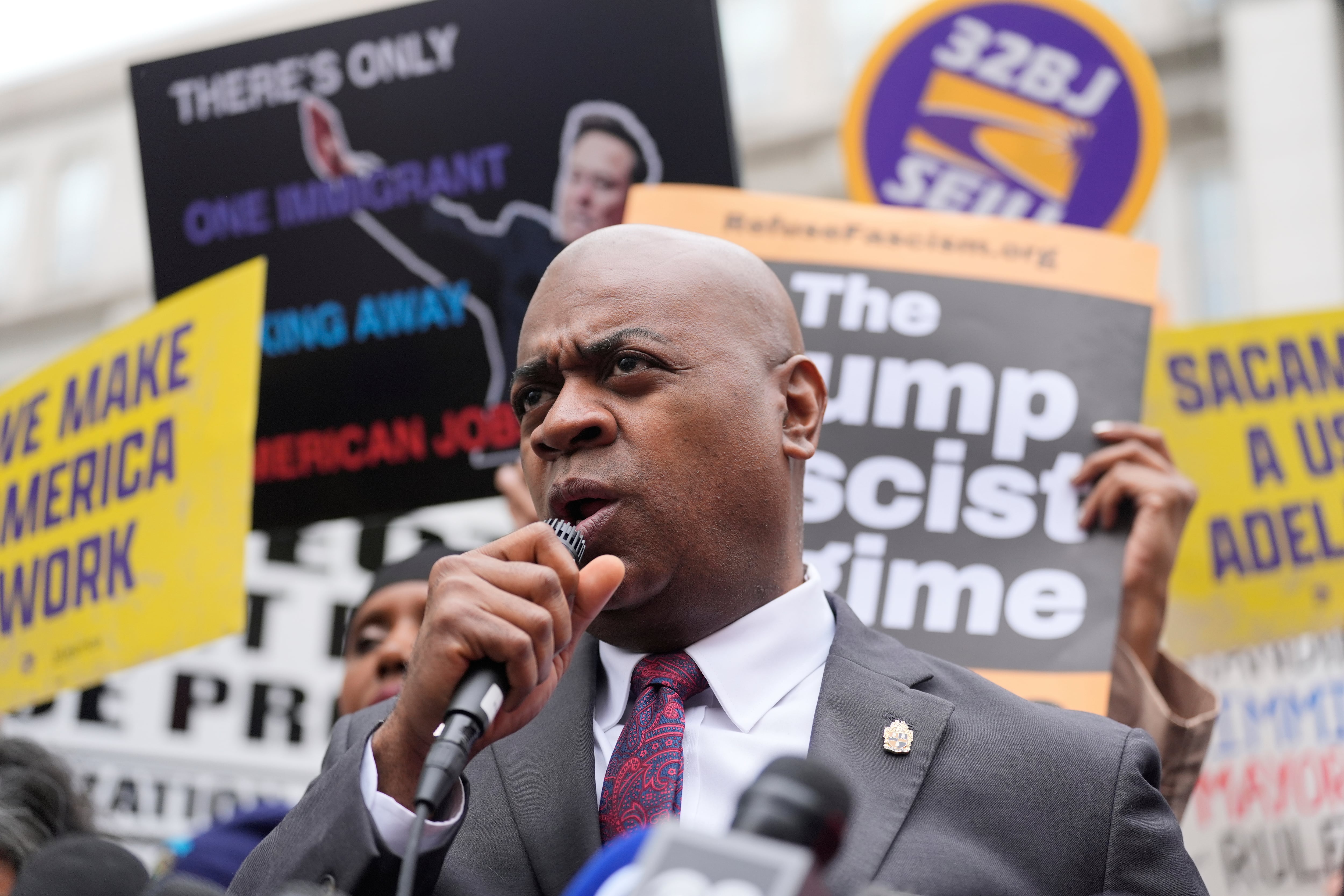 Ras Baraka, el primer alcalde en guerra contra Trump