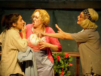 Escena de <i>Mi mapa de Madrid</i>, de Margarita Sánchez, dirigida por Amelia Ochandiano