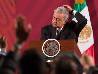 Andrés Manuel López Obrador en conferencia matutina en Palacio Nacional el 9 de marzo de 2020