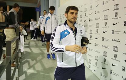 Casillas, a su salida del estadio de La Rosaleda.