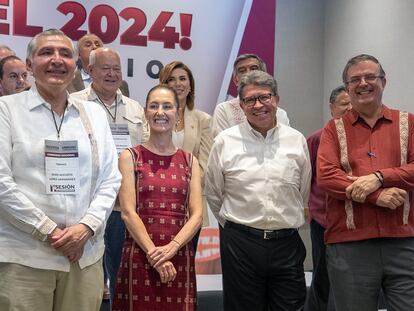 Adán Augusto López, Claudia Sheinbaum, Ricardo Monreal y Marcelo Ebrard, tras el Consejo Nacional del 13 de junio en Ciudad de México.