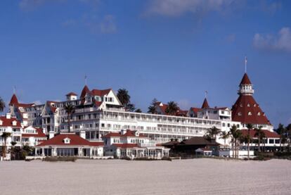 Fachada del histórico Hotel del Coronado, abierto en 1888 en San Diego, California.