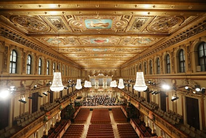 La sala Musikverein, sin público durante el concierto de Año Nuevo 2021.