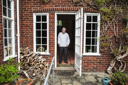 George Steiner en su casa en Cambridge.