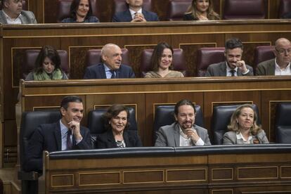 Pedro Sánchez, Carmen Calvo, Pablo Iglesias y Nadia Calviño, el pasado miércoles en el Congreso. 