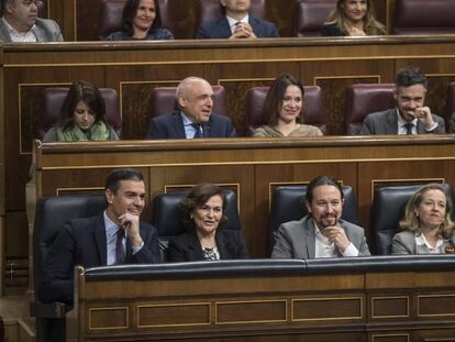 Pedro Sánchez, Carmen Calvo, Pablo Iglesias y Nadia Calviño, el pasado miércoles en el Congreso. 