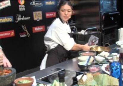 Duangporn Songvisava, chef tailandesa, en Madrid Fusión.