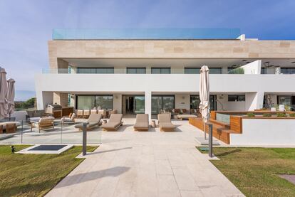 Vivienda diseñada por Fendi Casa en Marbella.