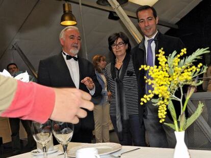 El consejero de Presidencia, durante una demostración del curso.