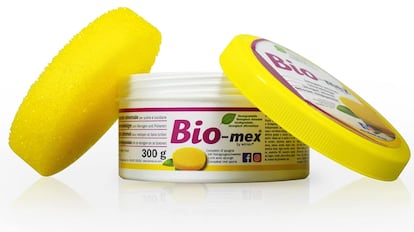 Detergente sólido y multilimpieza 100% biodegradable. Formato 300 gramos y 1 esponja incluida.