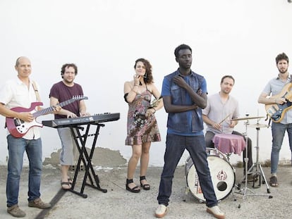 El grupo de música hispanosenegalés One Pac & Fellows, en Sevilla.