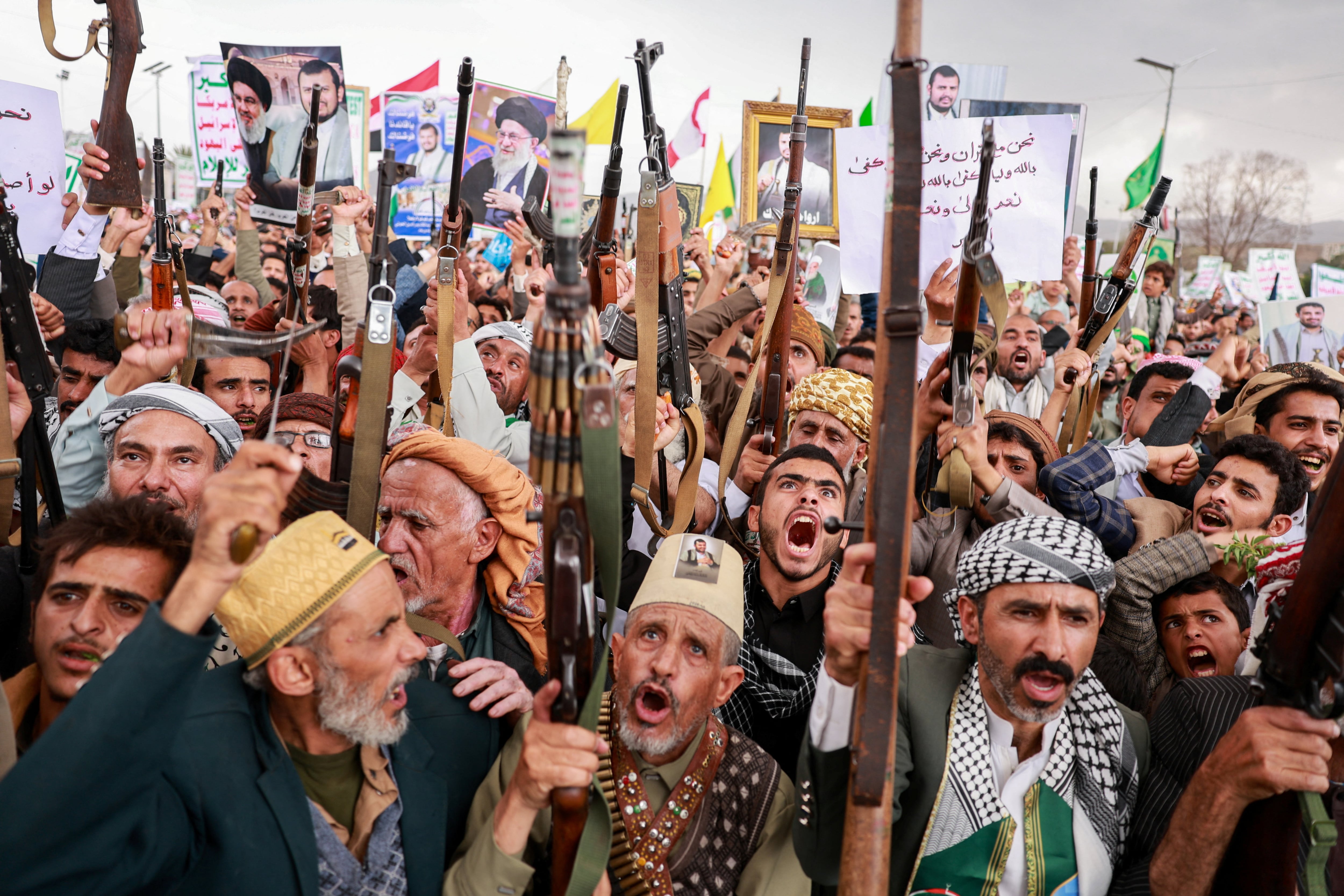 İç savaşın hayaleti, Körfez krizi ortasında Yemen'in üzerinde dolaşıyor.