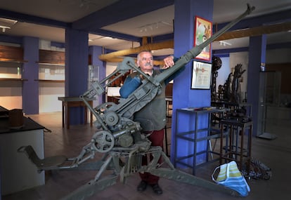 Goyo Salcedo, el miércoles en el Museo de la Batalla del Jarama, en Morata de Tajuña.