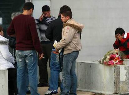 Familiares de Fernando Trapero lloran a las puertas de hospital de Bayona tras conocer la muerte del agente.
Fernando Trapero.