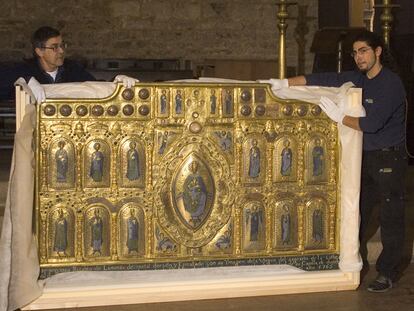 Retablo de San Miguel de Aralar (Navarra), robado en 1979 y recuperado en 1981.