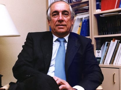 Carlos Espinosa de los Monteros.