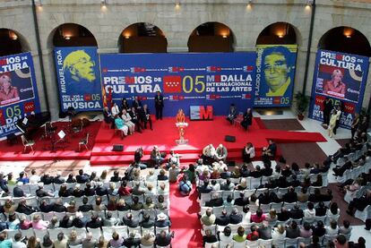 Actos de entrega de los Premios de Cultura y las Medallas Internacionales de las Artes.