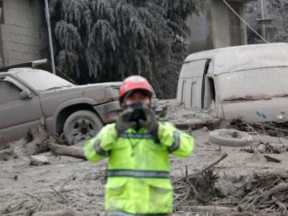 Al menos 69 personas han muerto y miles se han visto afectadas tras la erupción del Volcán de Fuego en Guatemala