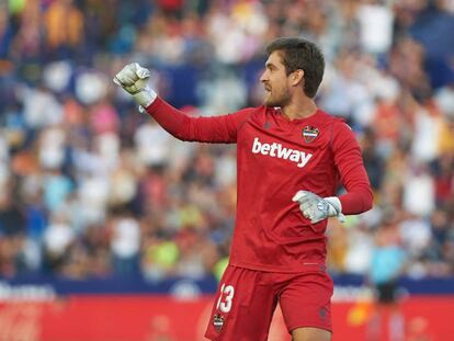 Aitor Fernández, ante el Barça.