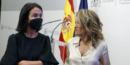 La secretaria de Estado de Transportes, Isabel Pardo de Vera, junto a la ministra Raquel Sánchez.  